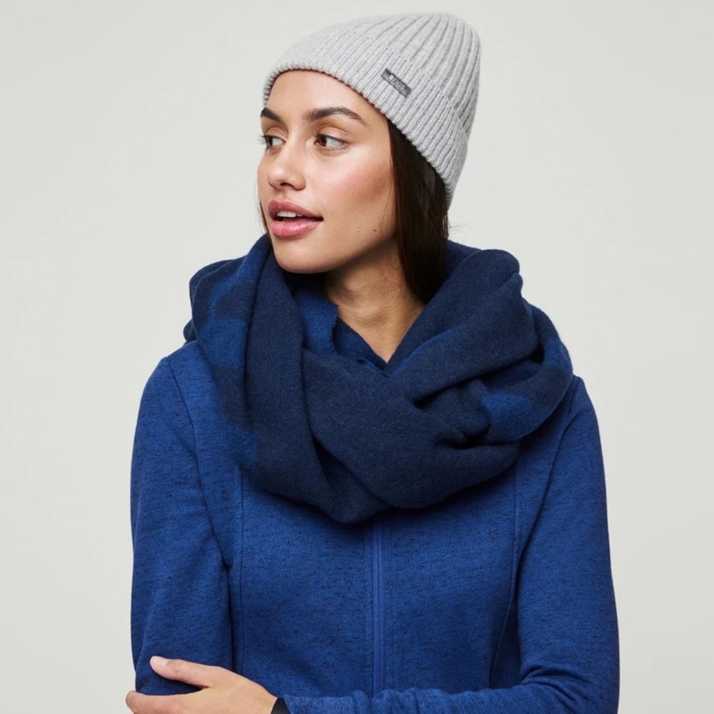 FIGS Awesome Humans Scarf - Picture 2 of 5